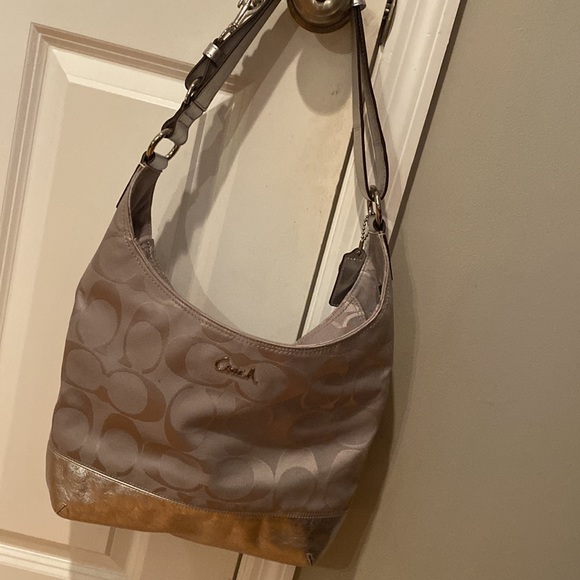 Coach hobo signature hobo/tote - Picture 7 of 7